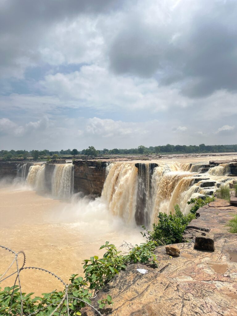 https://cgfacts.in/chitrakot-waterfall/