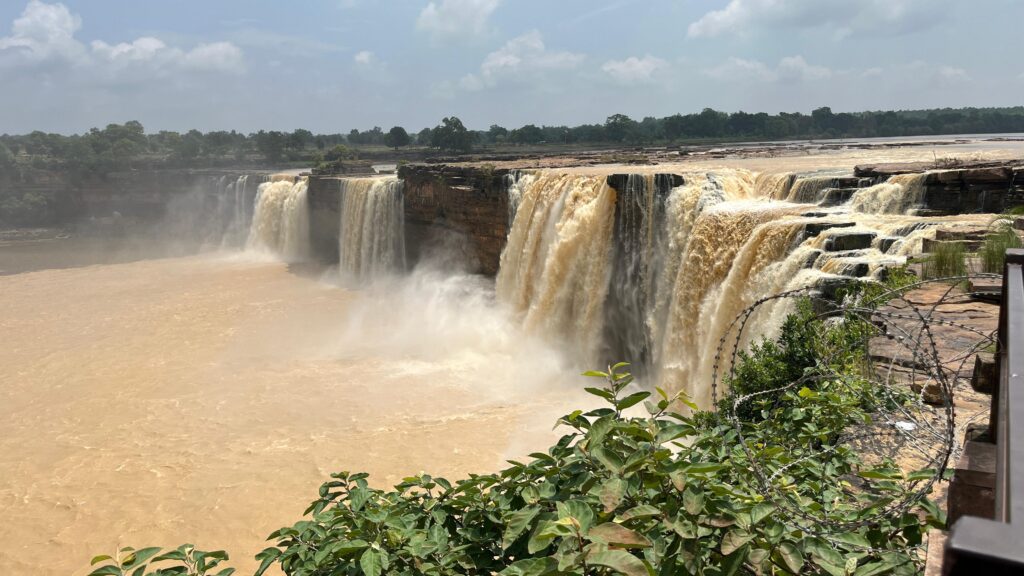 chitrakot waterfall