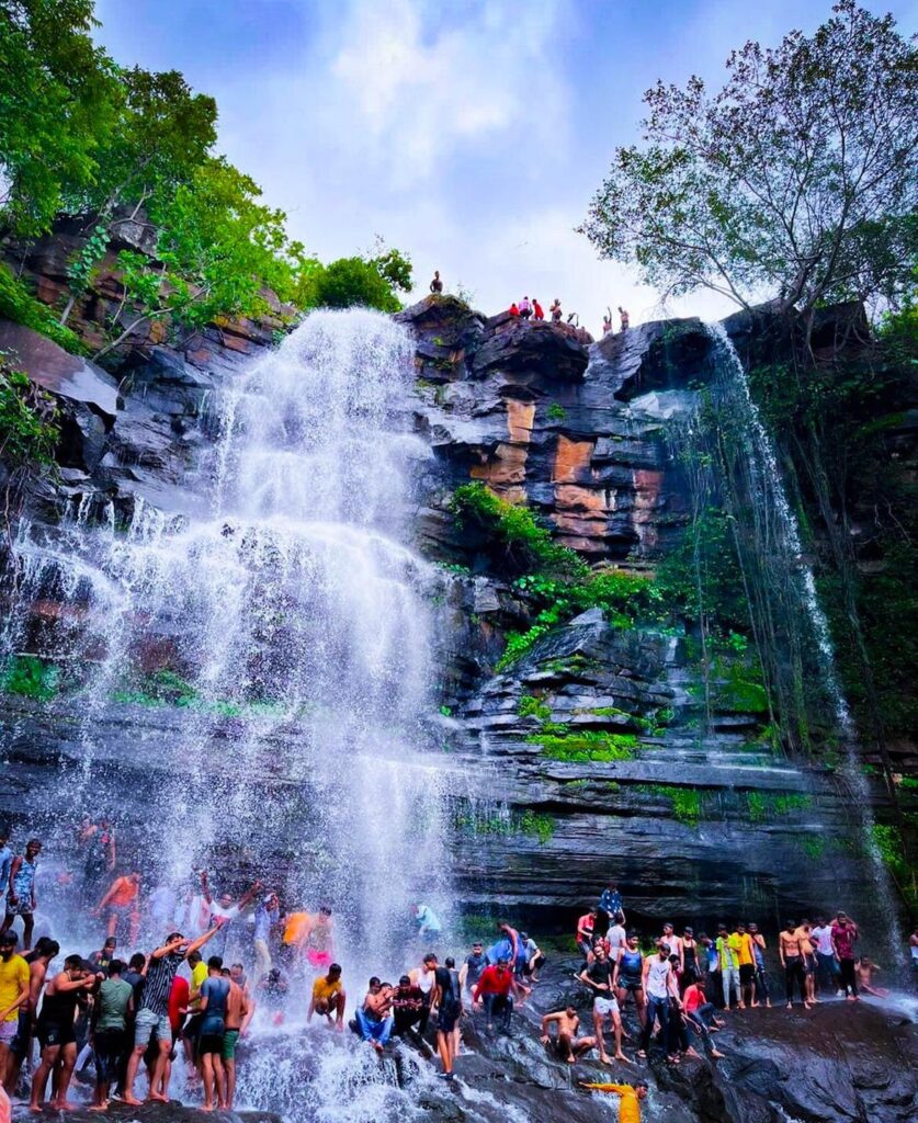 Chingra Pagar Waterfall